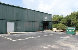 4200-lease-view-ne-back-dock  